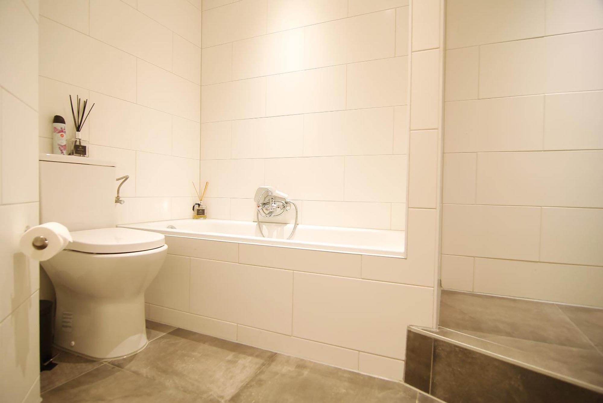 Apartamento Stunning 2 Bedroom Apt. Heart Of The City! *