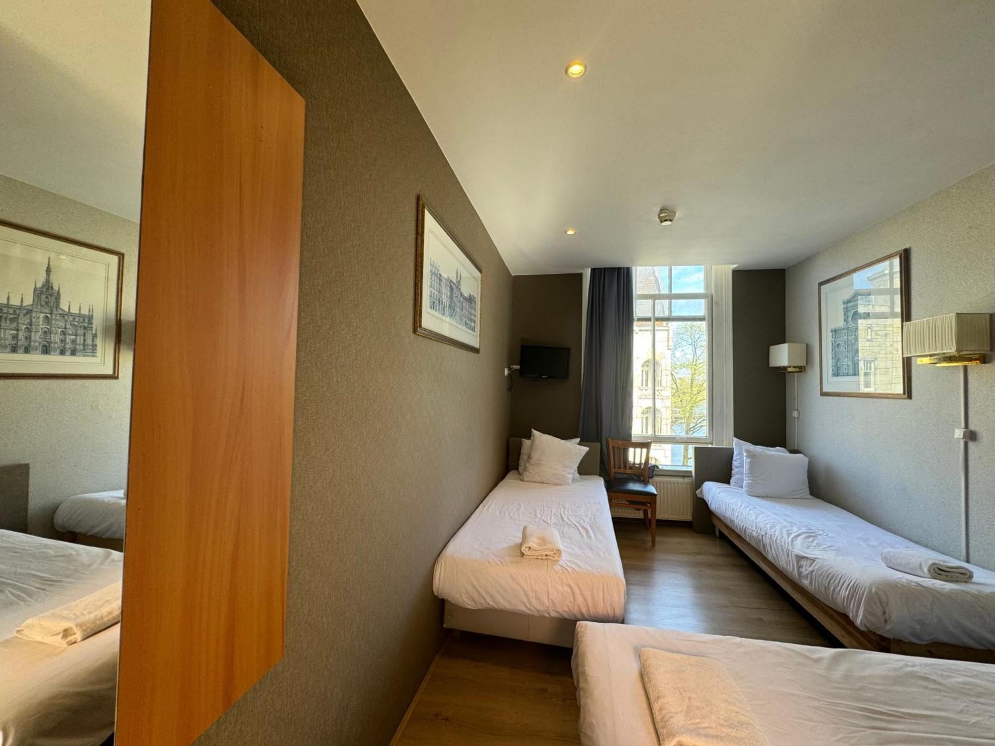 Khách sạn Di-ann Centre Amsterdam