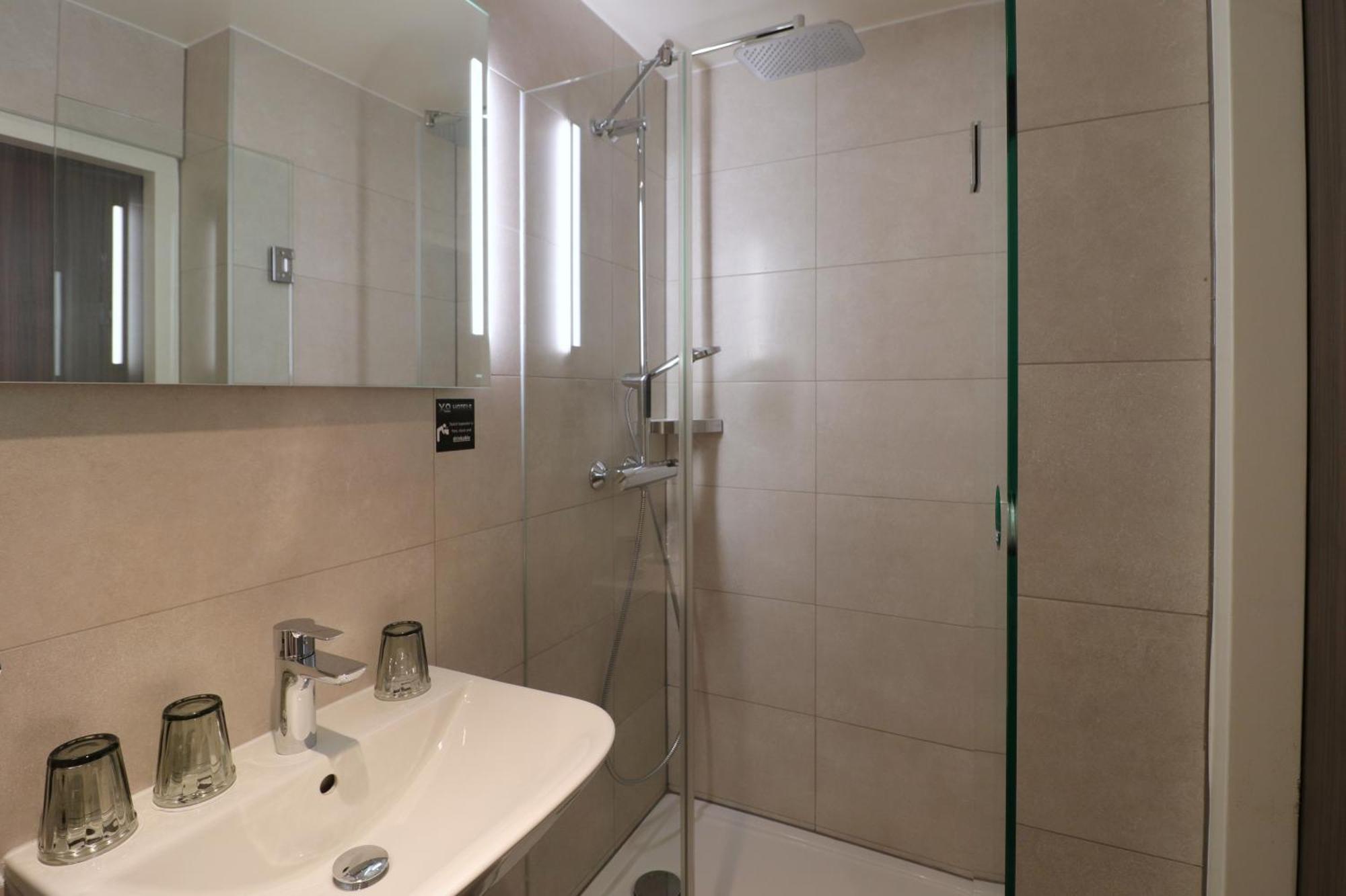 Xo Centre Khách sạn 3*