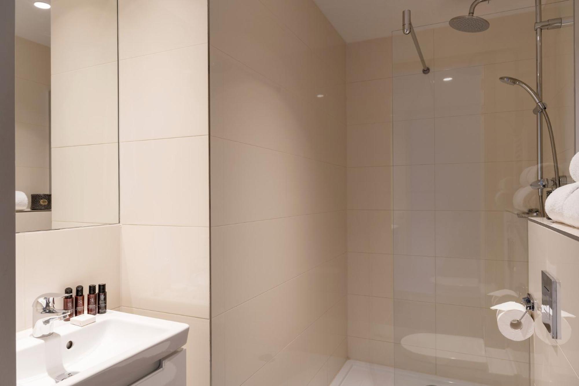 Khách sạn hẻo lánh Wittenberg By Cove Amsterdam