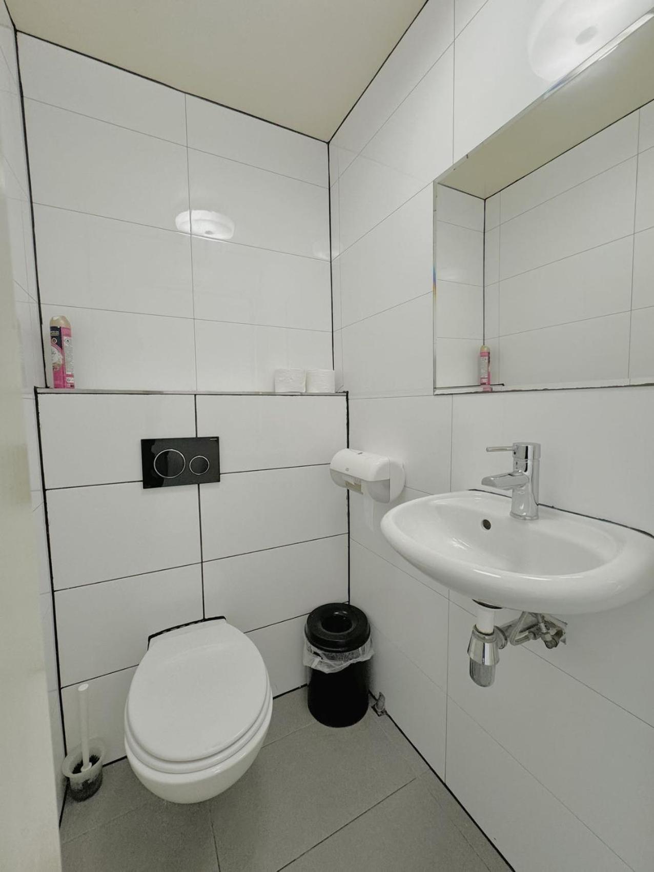 Khách sạn Cs 2*