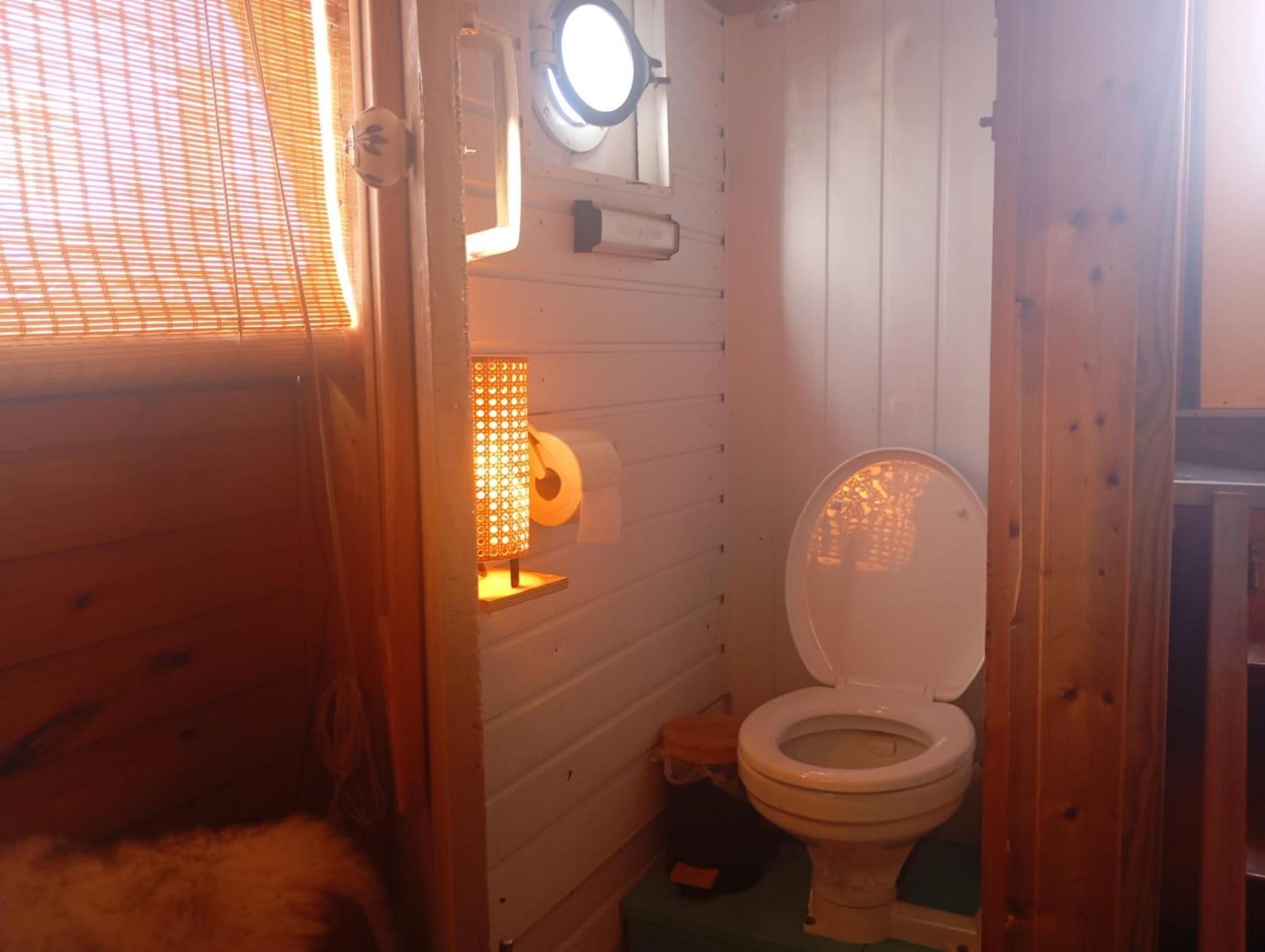 Albergue The Water - Floating Experience
