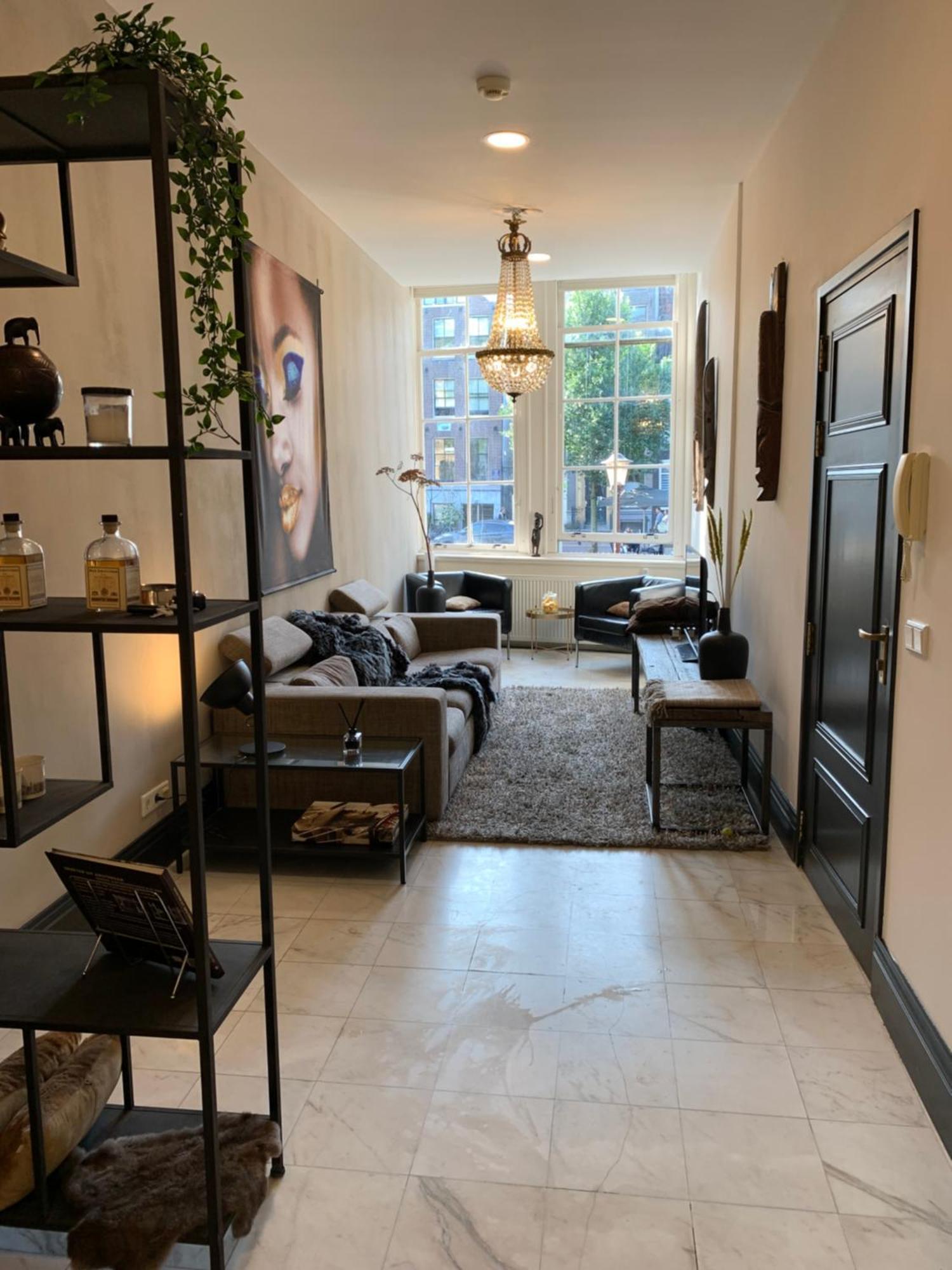 Unique Royal Basement Appartement Amsterdam