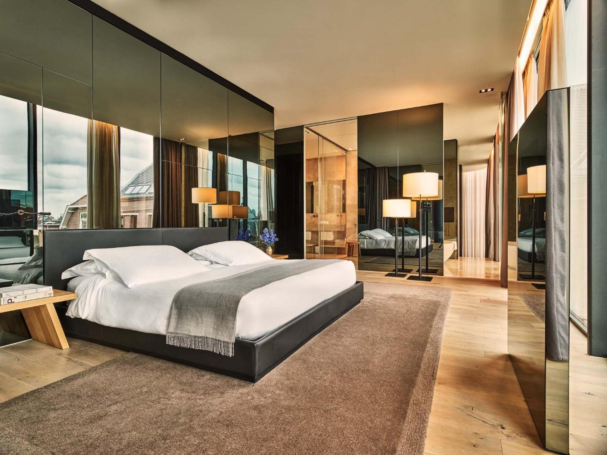 Khách sạn Conservatorium 5*