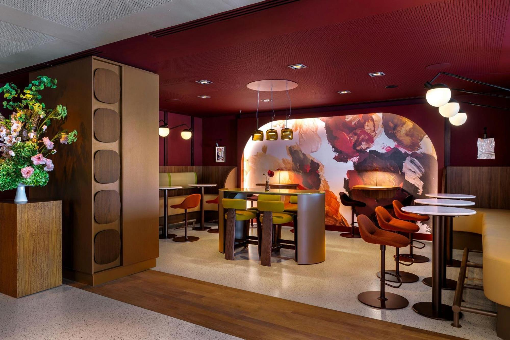 Marriott Hotel 5*