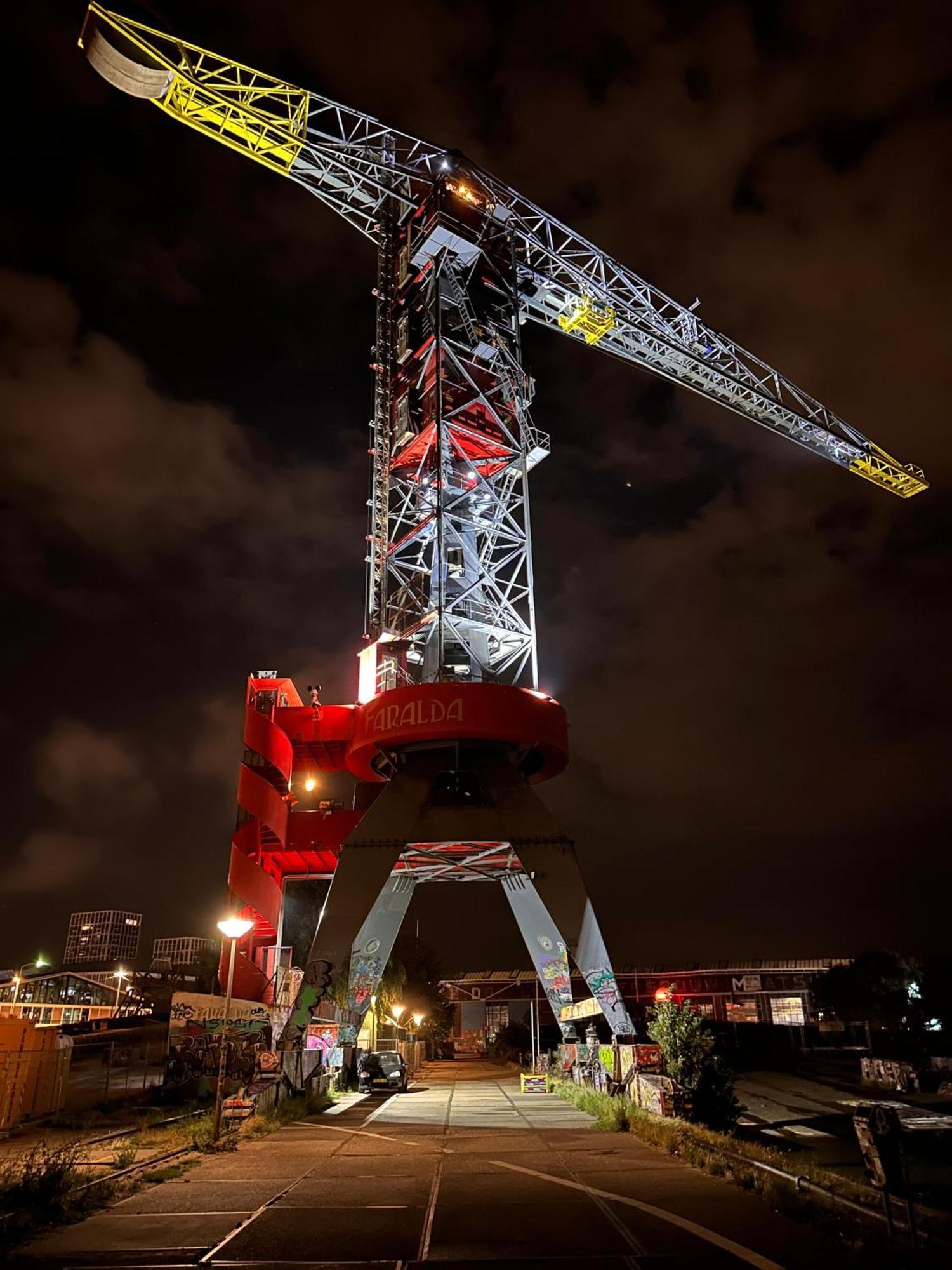 Crane Faralda Amsterdam