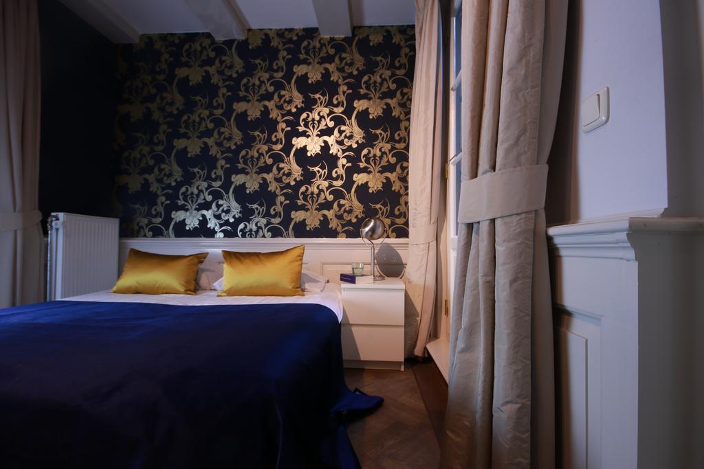 Canal Hotel 3*