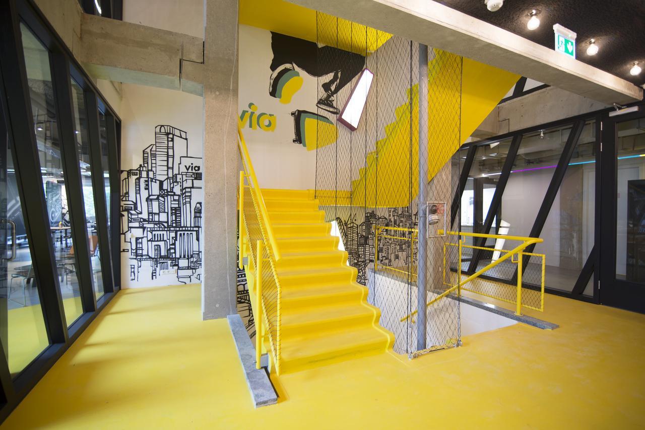 Via Amsterdam Hostel *