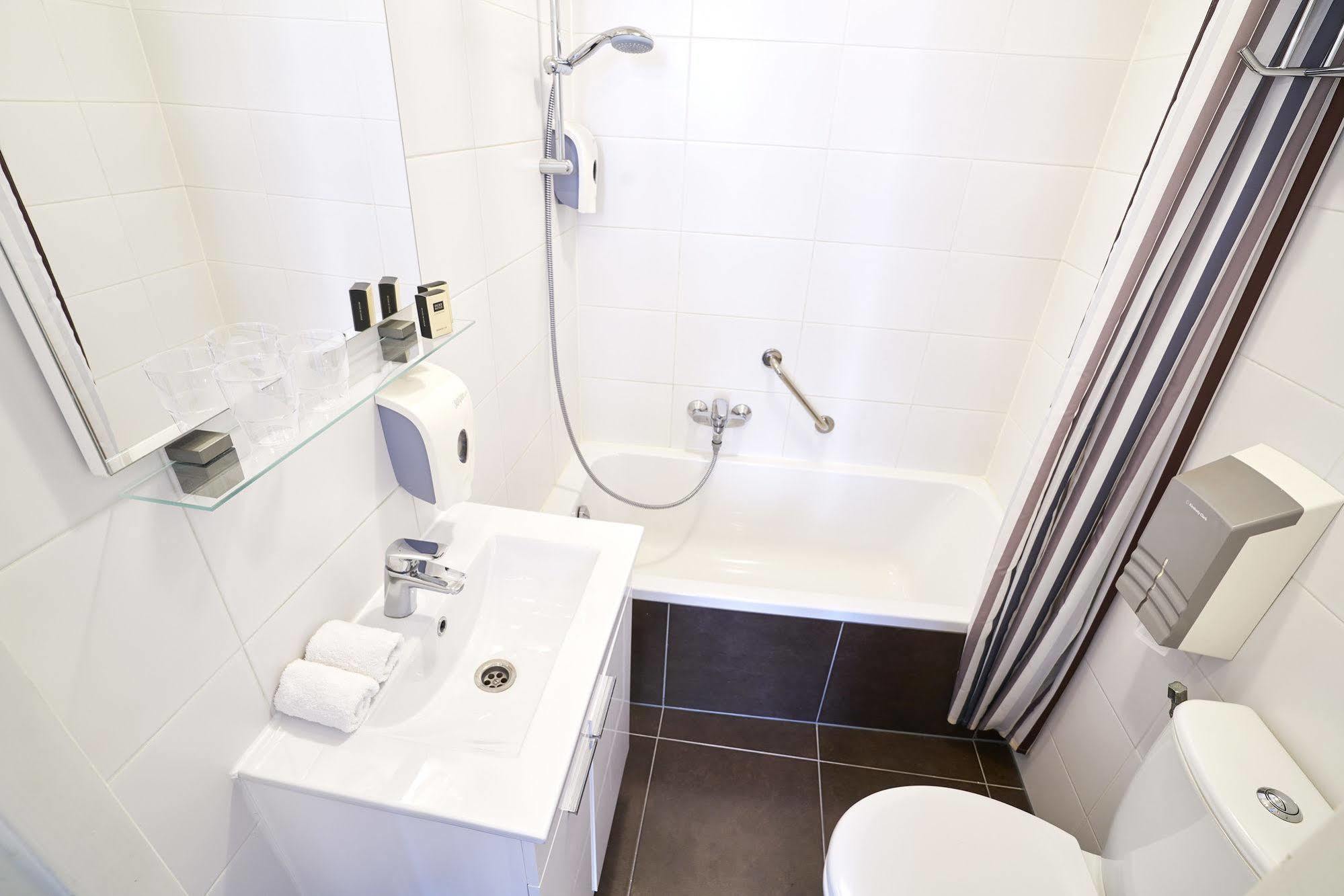Nes Khách sạn Amsterdam