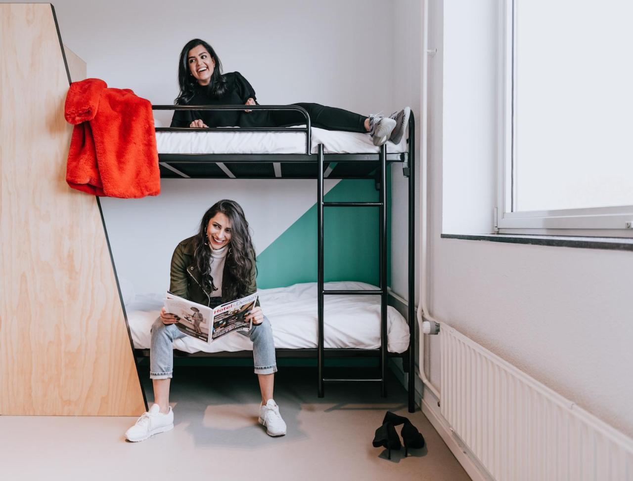 Via Amsterdam Hostel