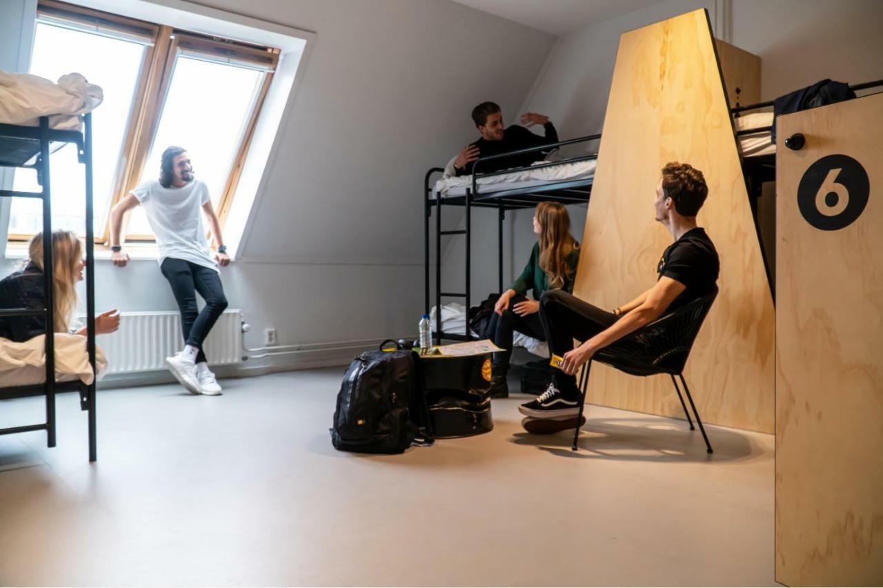 Via Amsterdam Hostel *