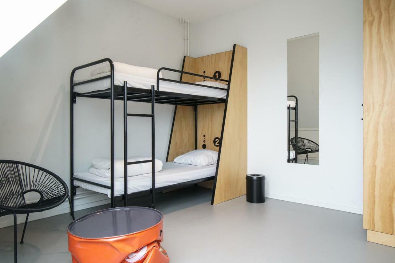 Via Amsterdam Hostel