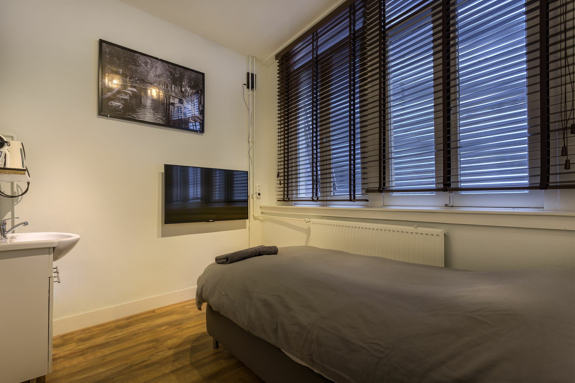 Canal View Hotel Amsterdam