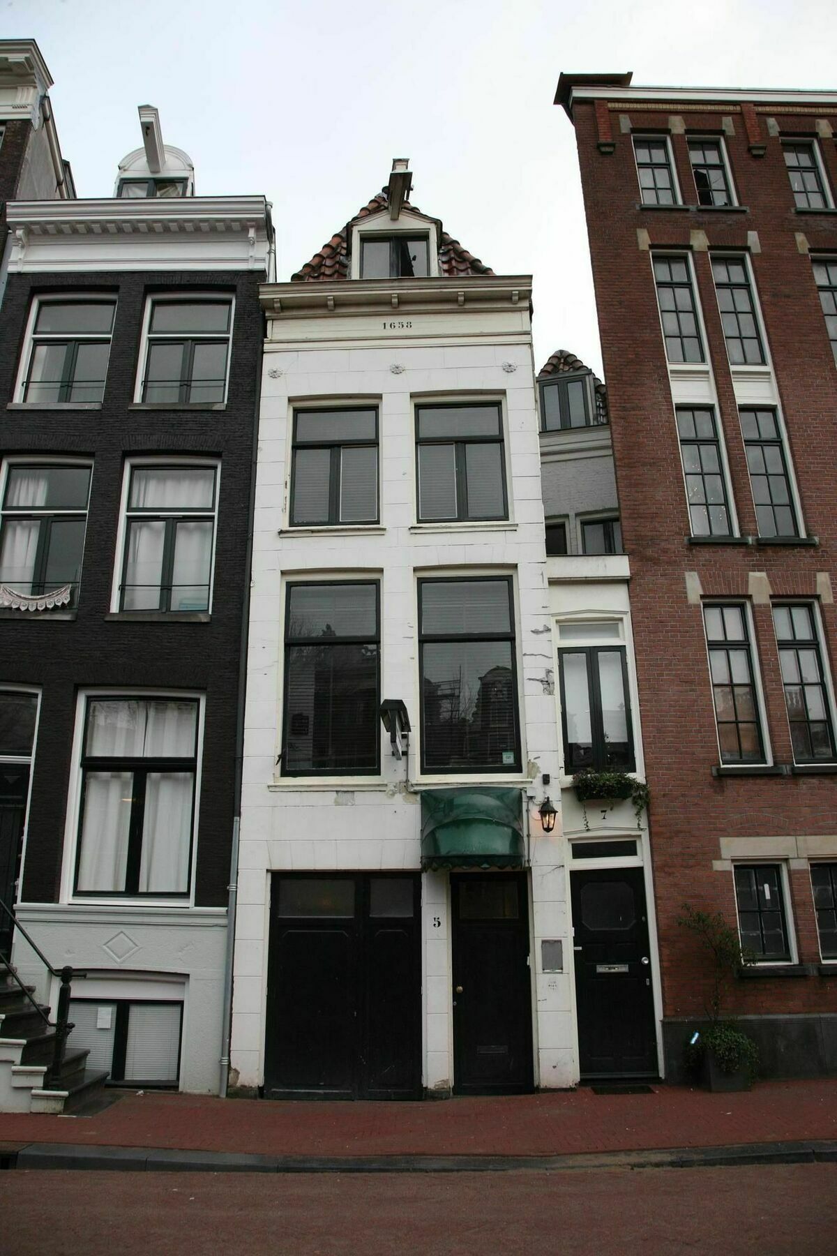 Canal View 2*