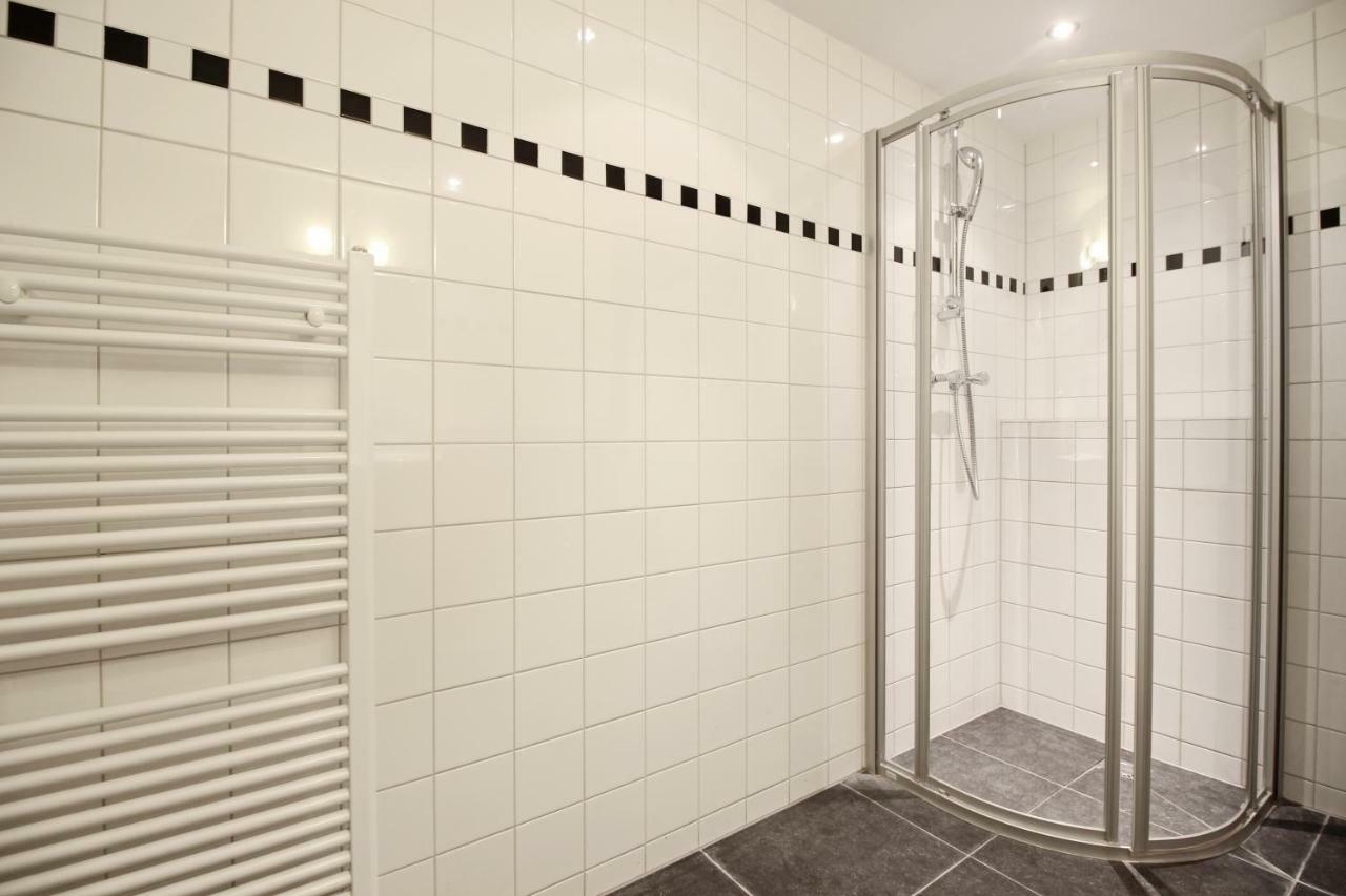 Couette-café Romantic Jordaan Canalsuite Near Anne Frank House Amsterdam